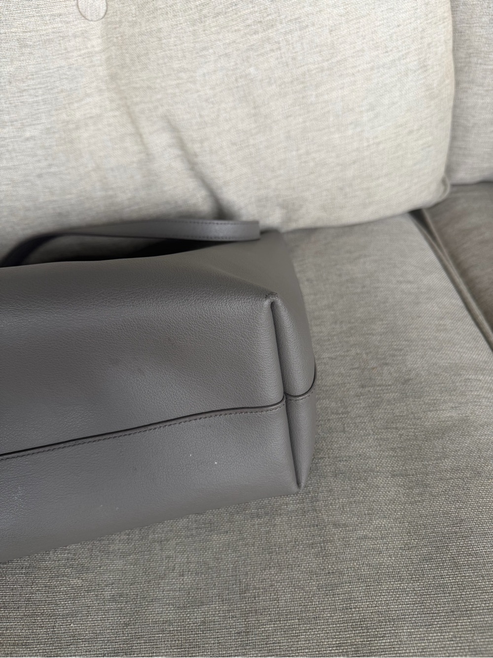 Saint Laurent Grey Leather Tote with Gold YSL Charm - Picture 10 of 15